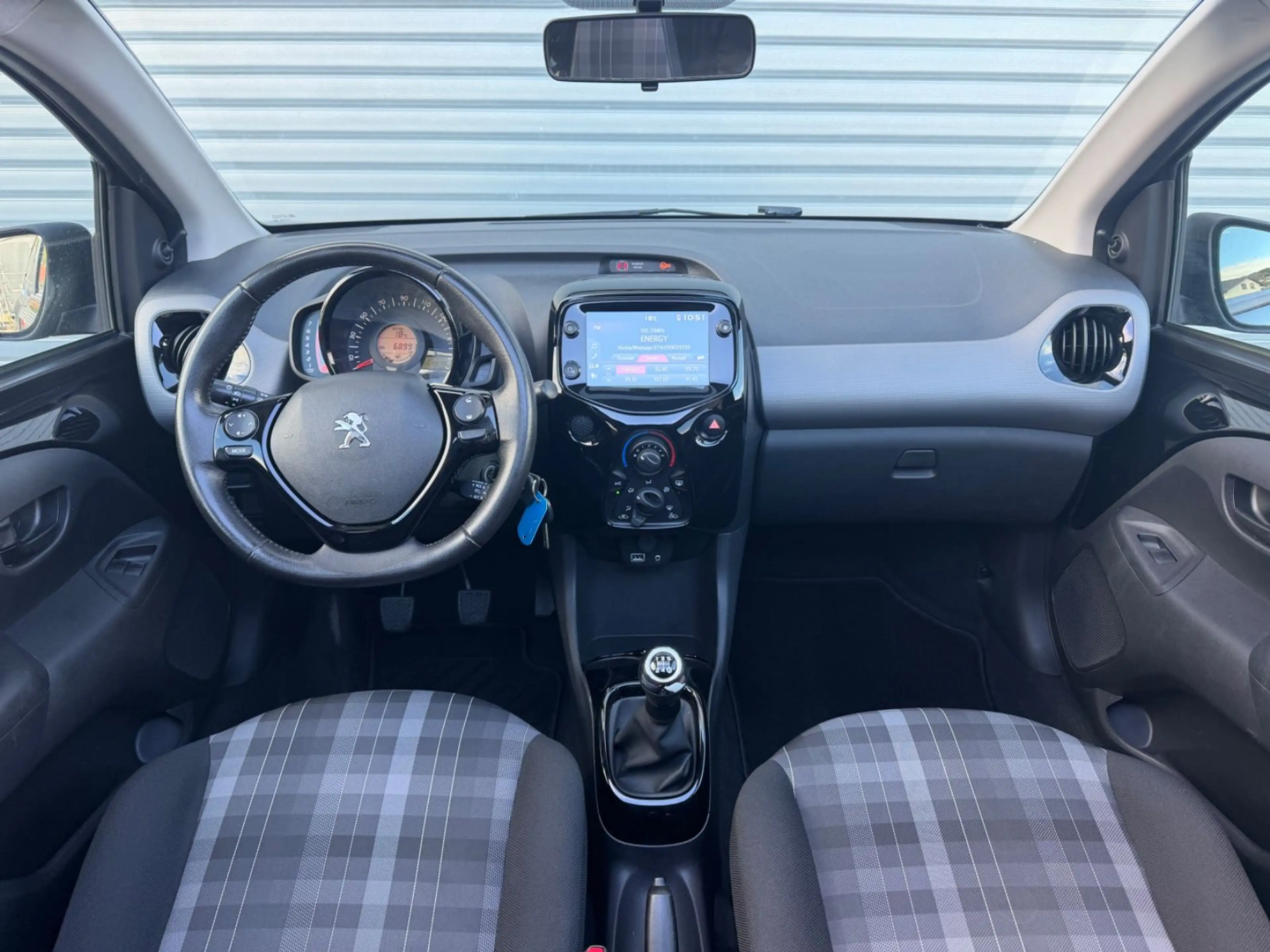 Peugeot 108 TOP Style — photo 8