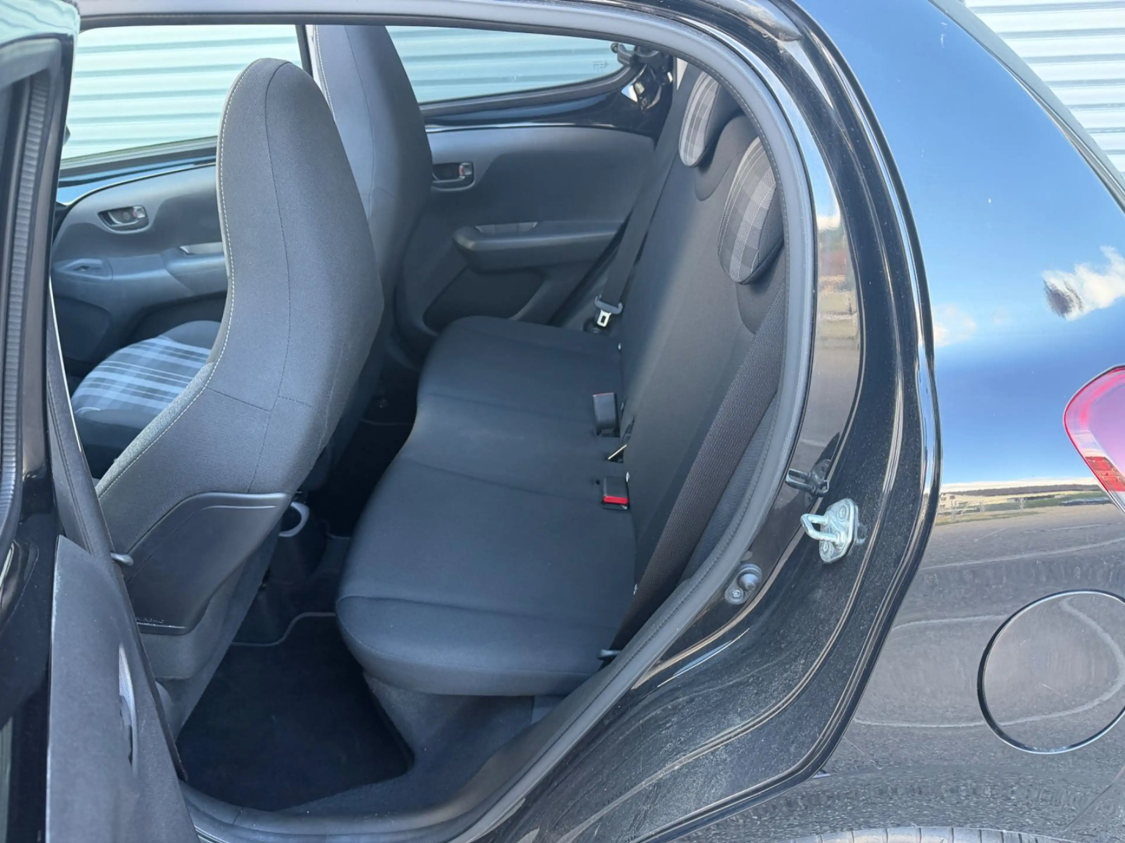 Peugeot 108 TOP Style — photo 11