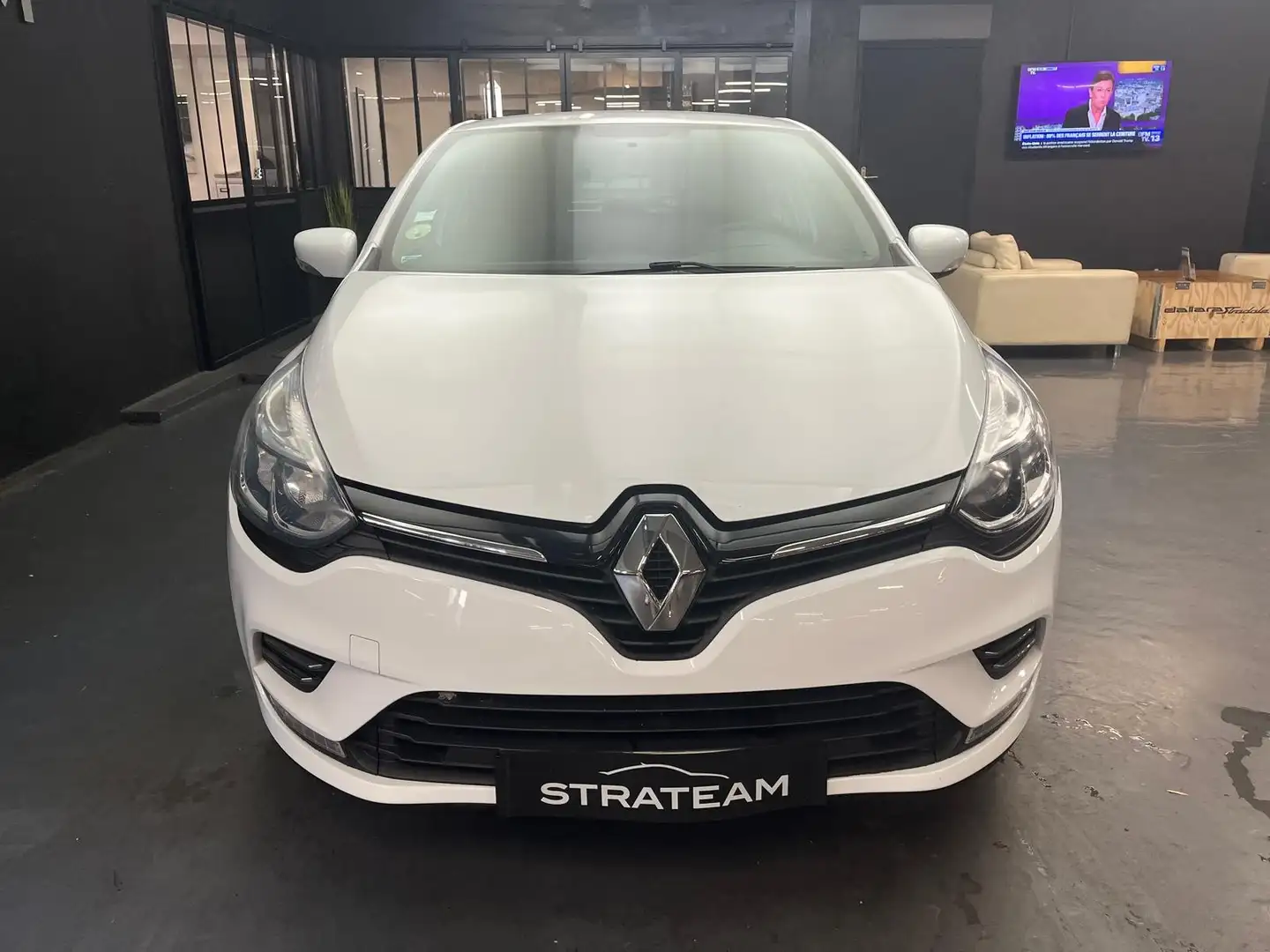 Renault Clio DCI 75 Weiß - 2