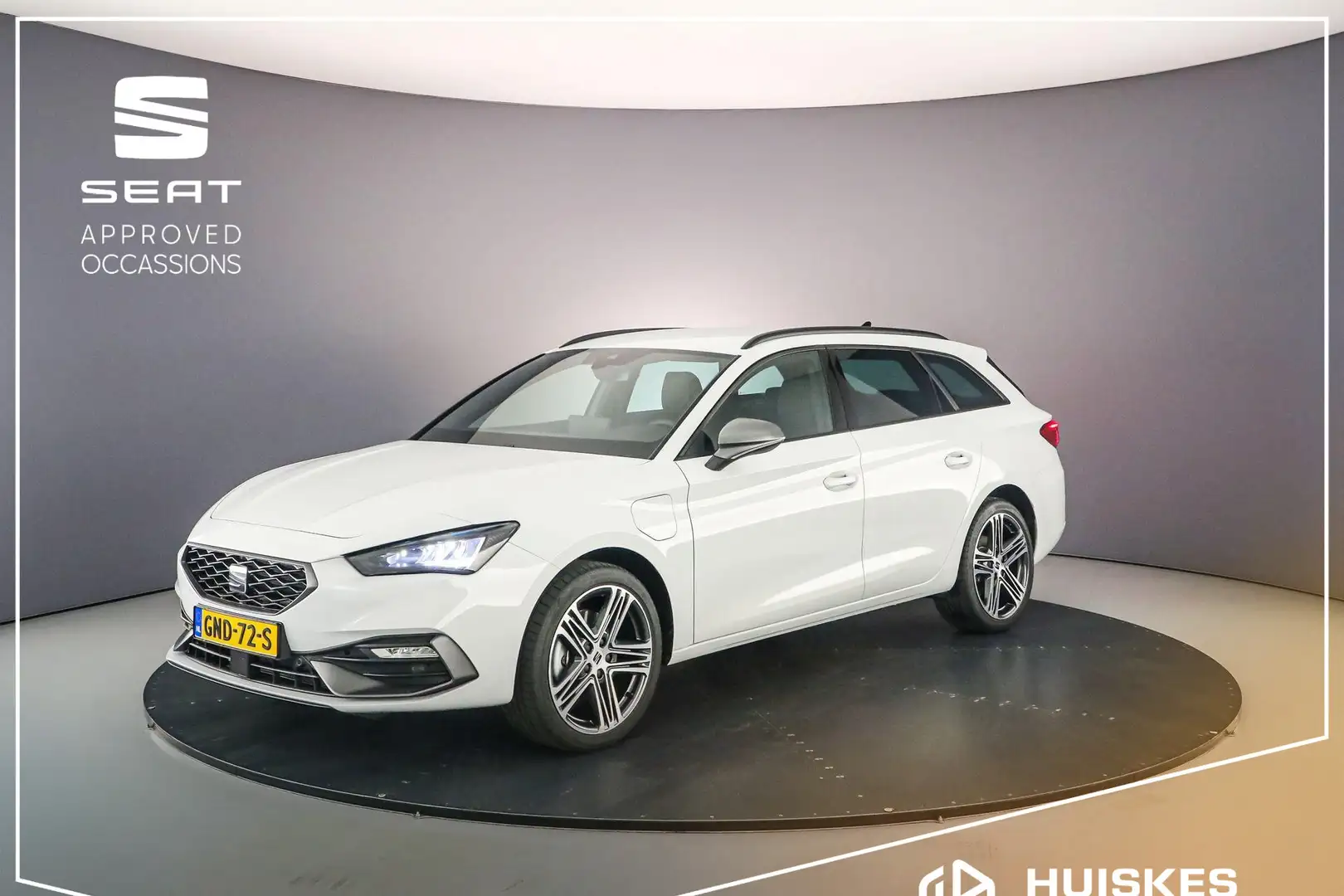 SEAT Leon Sportstourer FR First Edition 1.5 TSI eHybrid 204p Wit - 1