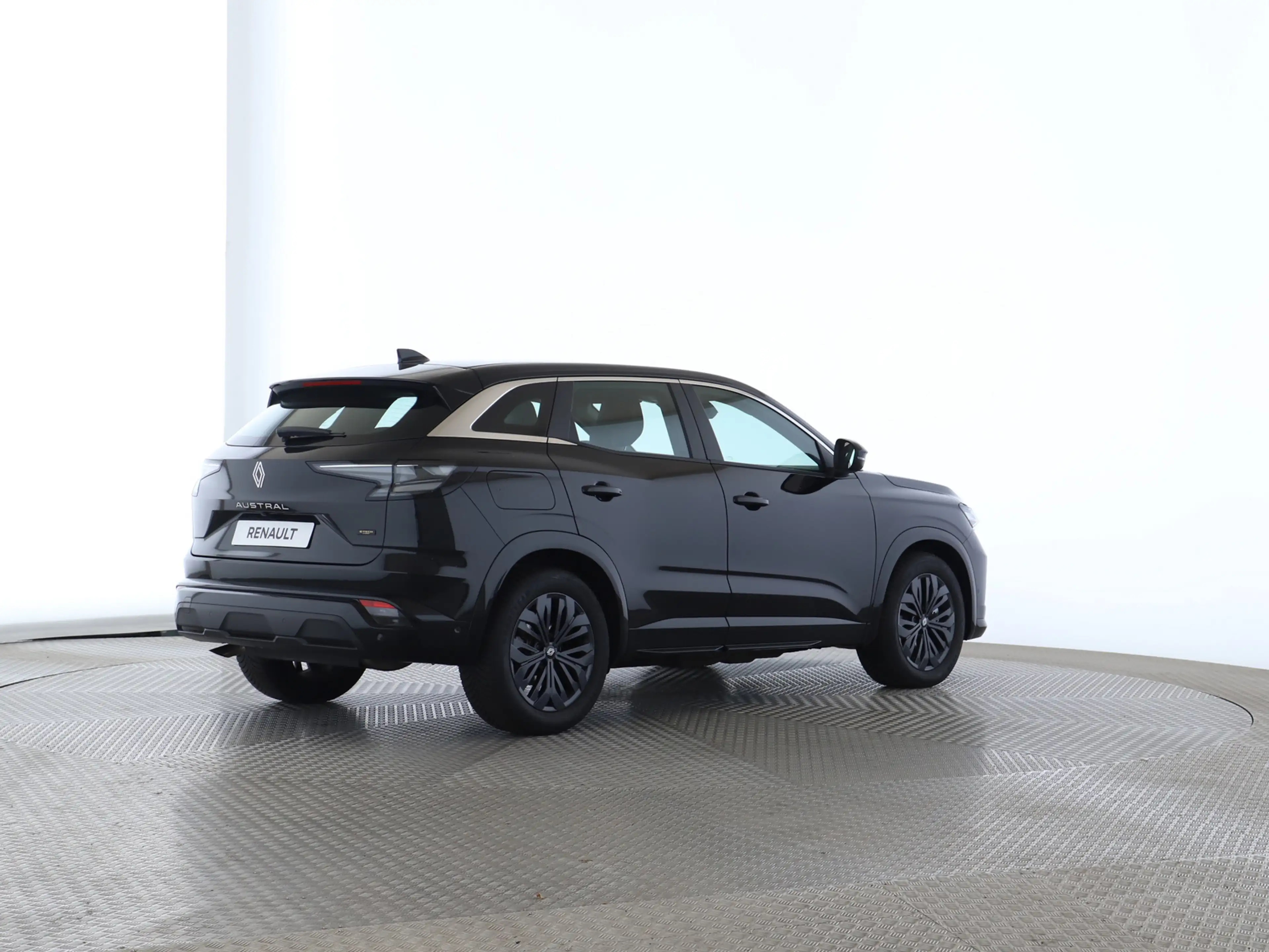Renault Austral Evolution Full Hybrid E-Tech 200 SHZ PDC — photo 7