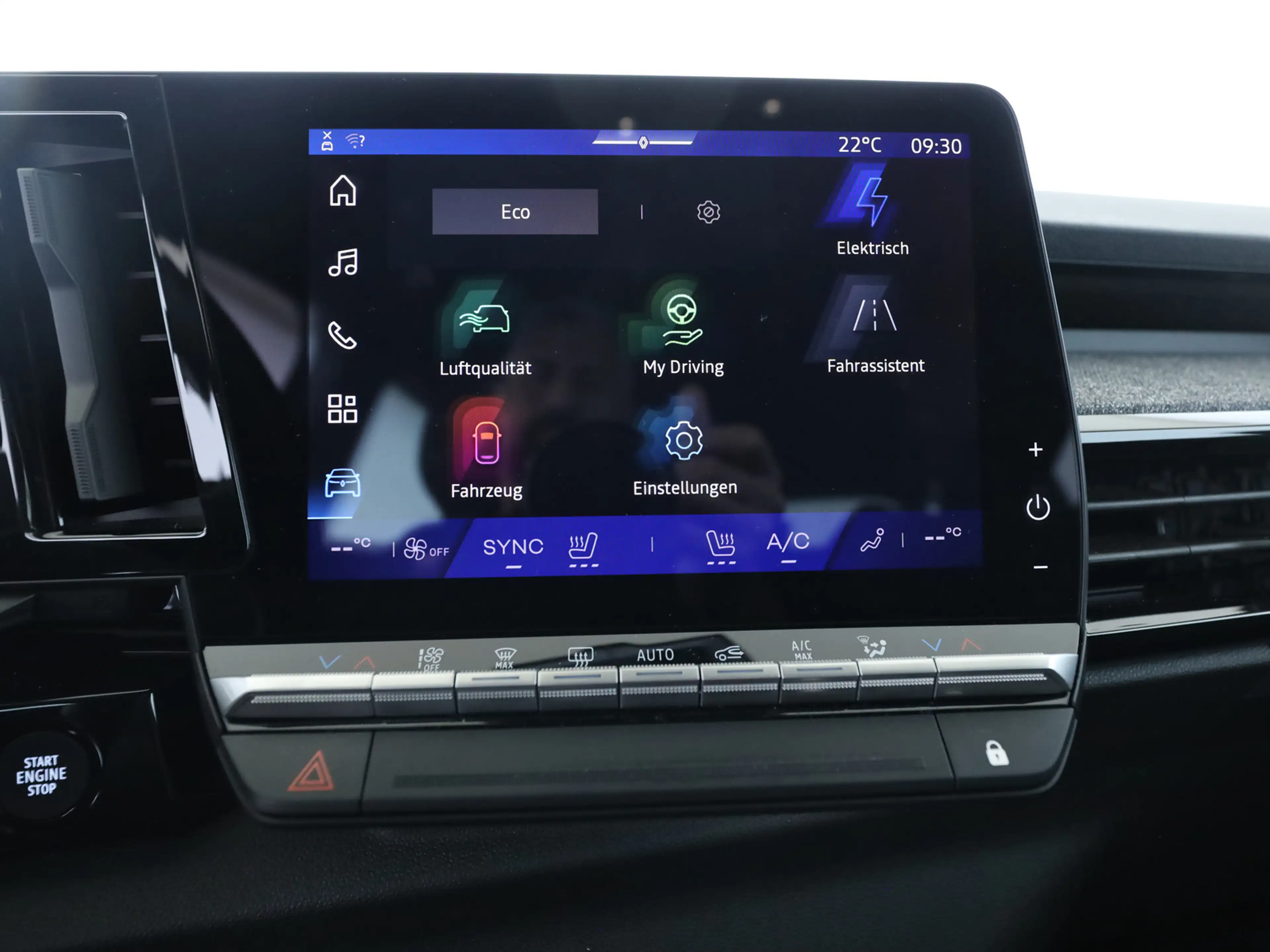 Renault Austral Evolution Full Hybrid E-Tech 200 SHZ PDC — photo 15