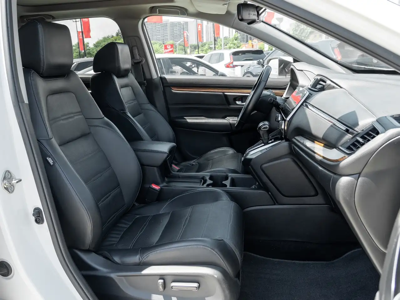 Honda CR-V photo Honda CR-V