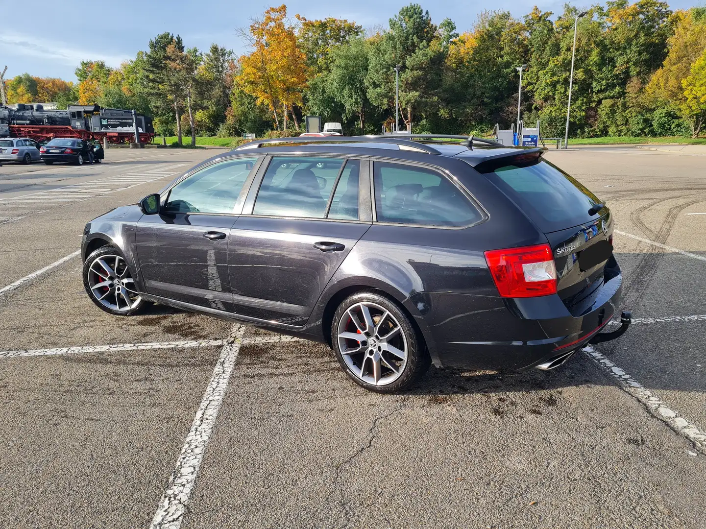 Skoda Octavia III RS Combi 2.0 TSI 220PS, 18er ALU Sommer Winter Black - 2