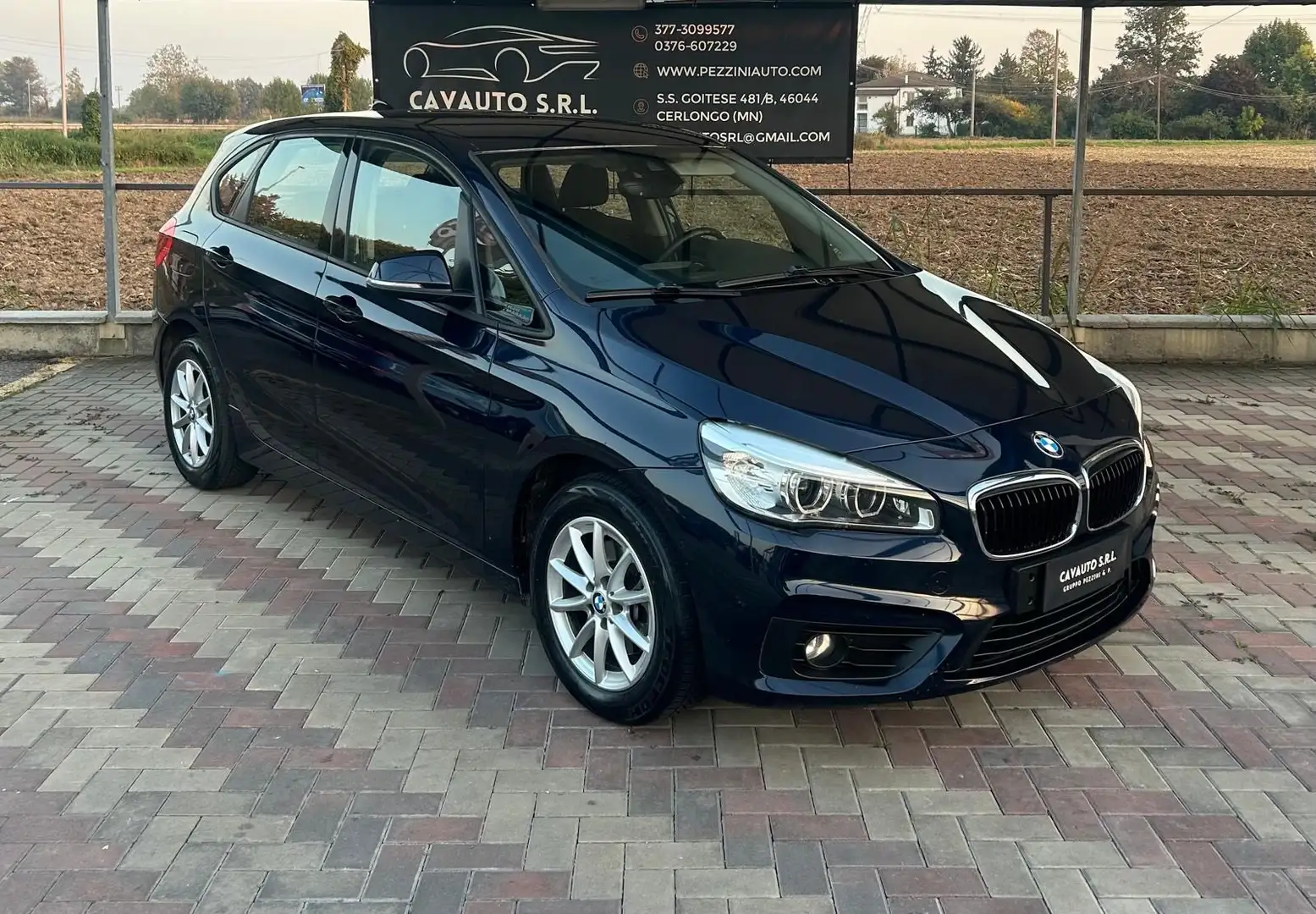 BMW 216 216d Active Tourer Luxury - 1
