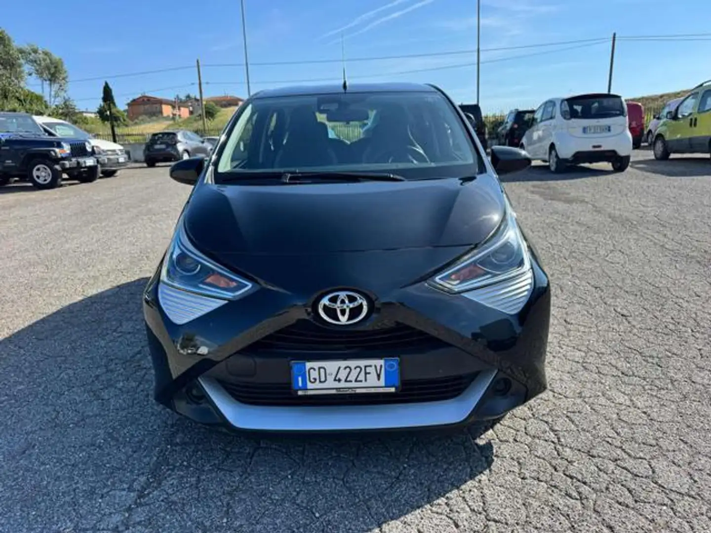 Toyota Aygo Connect 1.0 VVT-i 72 CV 5 porte x-cool RETROCAMERA Negro - 2