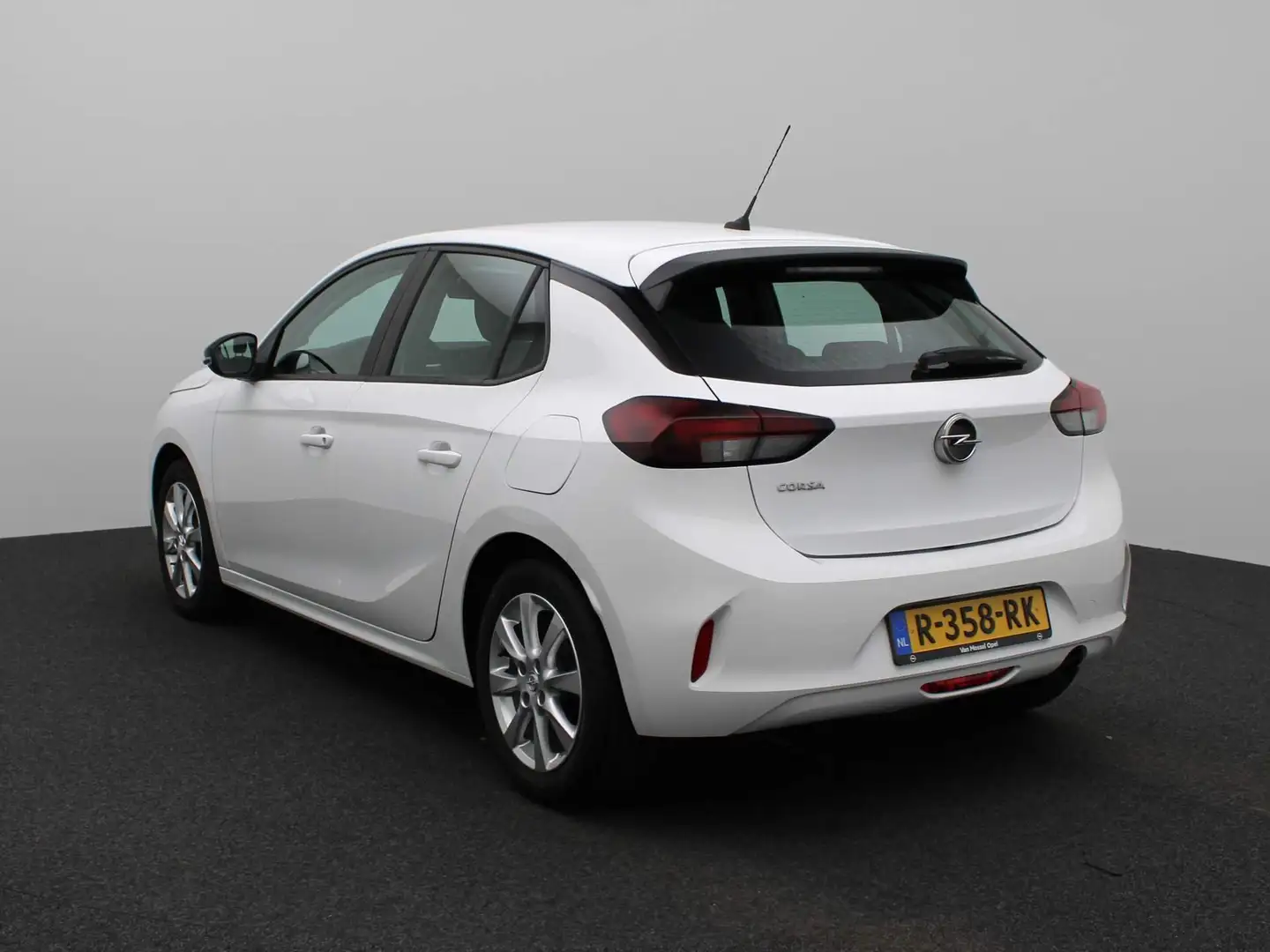 Opel Corsa 1.2 Edition | Navigatie | Airco | Parkeersensoren Wit - 2