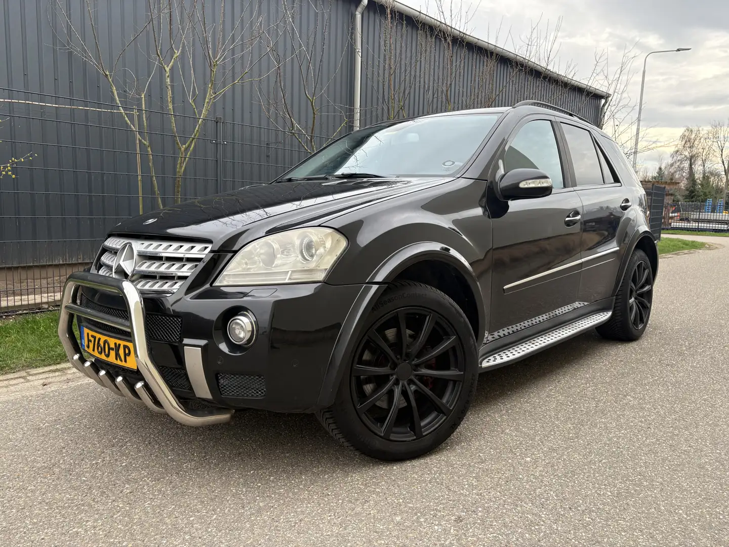 Mercedes-Benz ML 420 M-klasse CDI / AUTOMAAT / AMG PAKKET / DESIGNO / L Schwarz - 1
