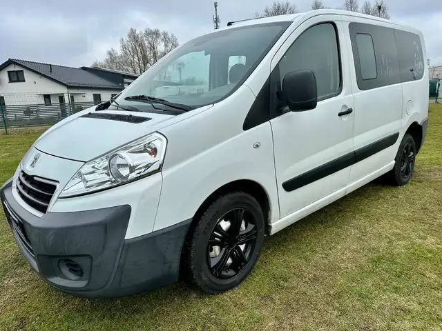 Peugeot Expert 6 Sitzer