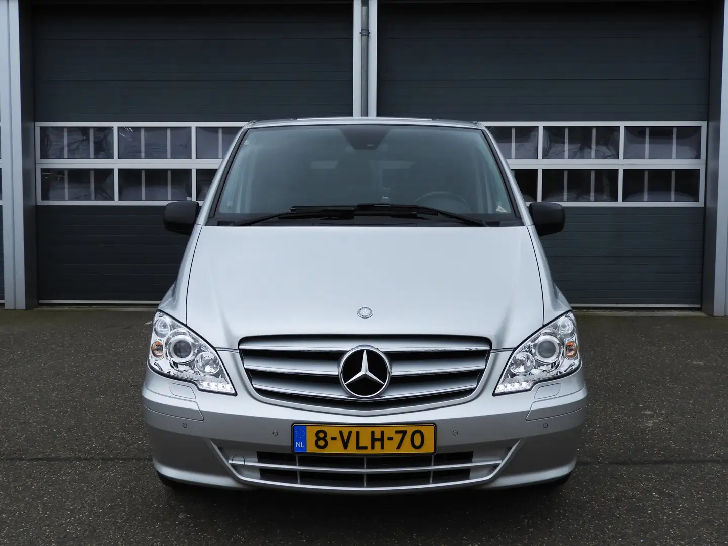 Mercedes-Benz Vito 122 CDI V6 224PK XL AUT | AIRCO | XENON Zilver - 2