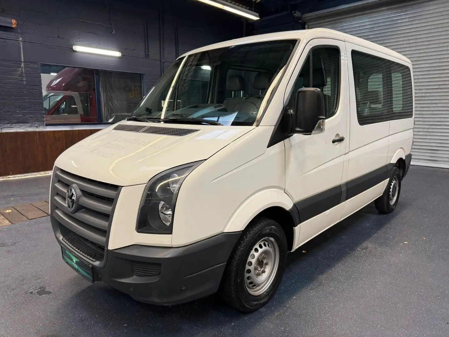 Volkswagen Crafter Kombi L1H1 9 Sitze TÜV 08/2026 1.Hand Grau - 2