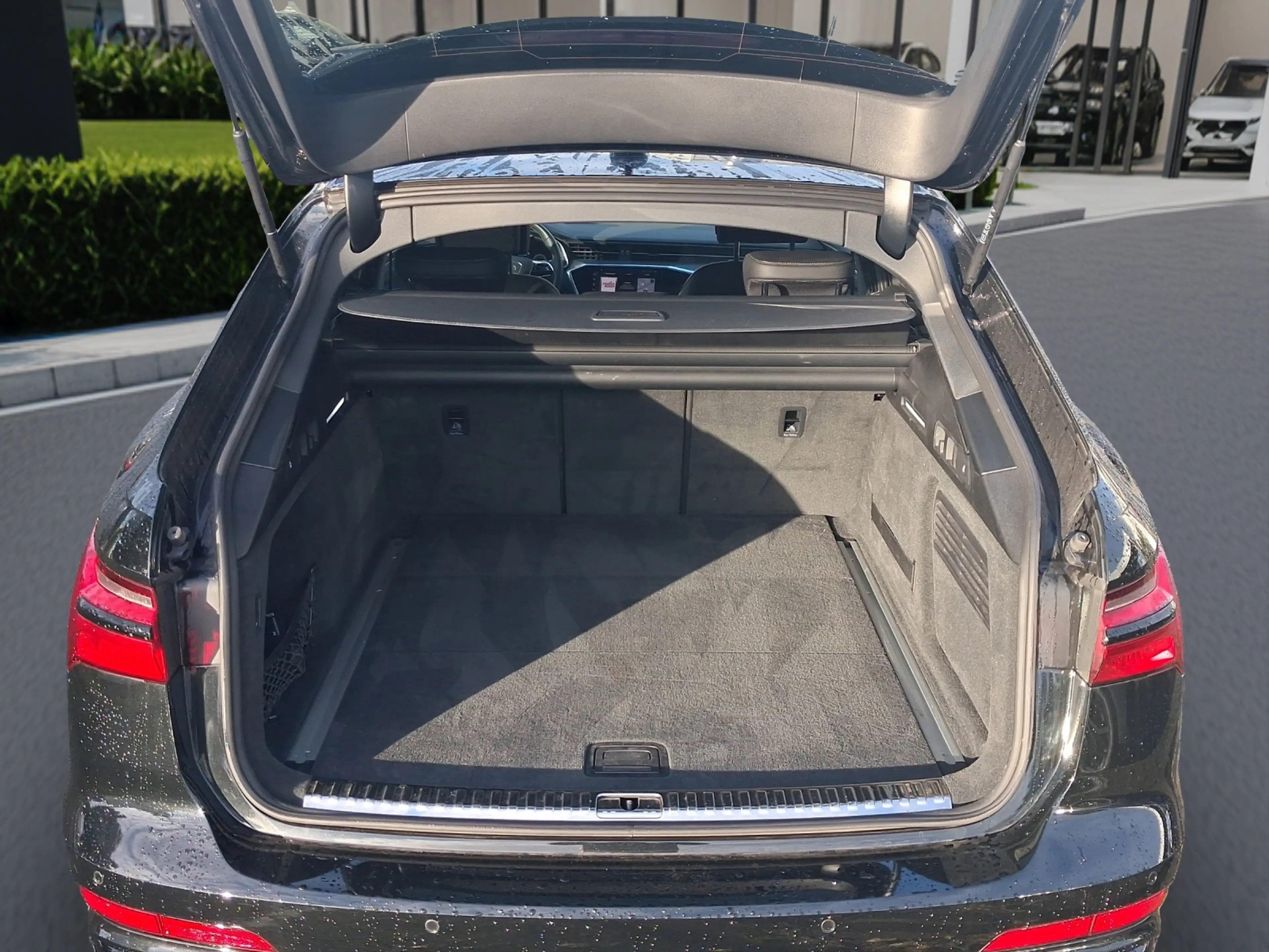 Audi A6 Avant 50 TDI quattro S line Pano HuD LED B&O RF... — photo 11