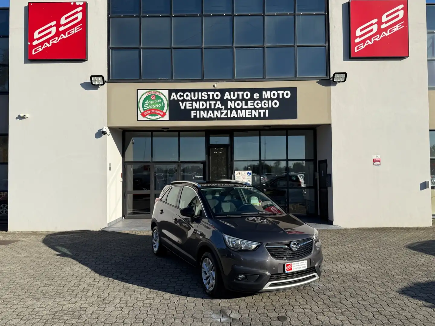 Opel Crossland Crossland X 1.2 Turbo 12V 110 CV Start&Stop Innova Grigio - 1