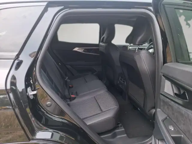 Renault Austral view 12
