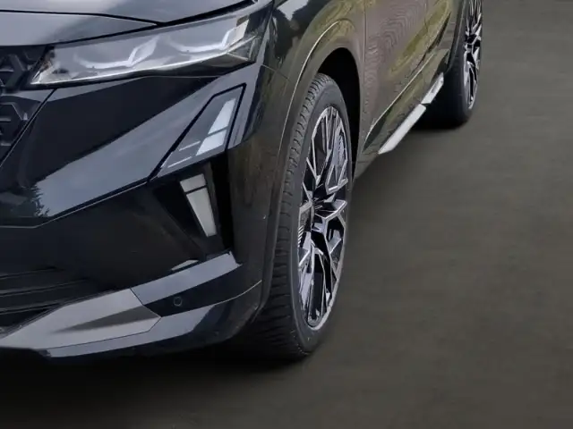 Renault Austral view 6