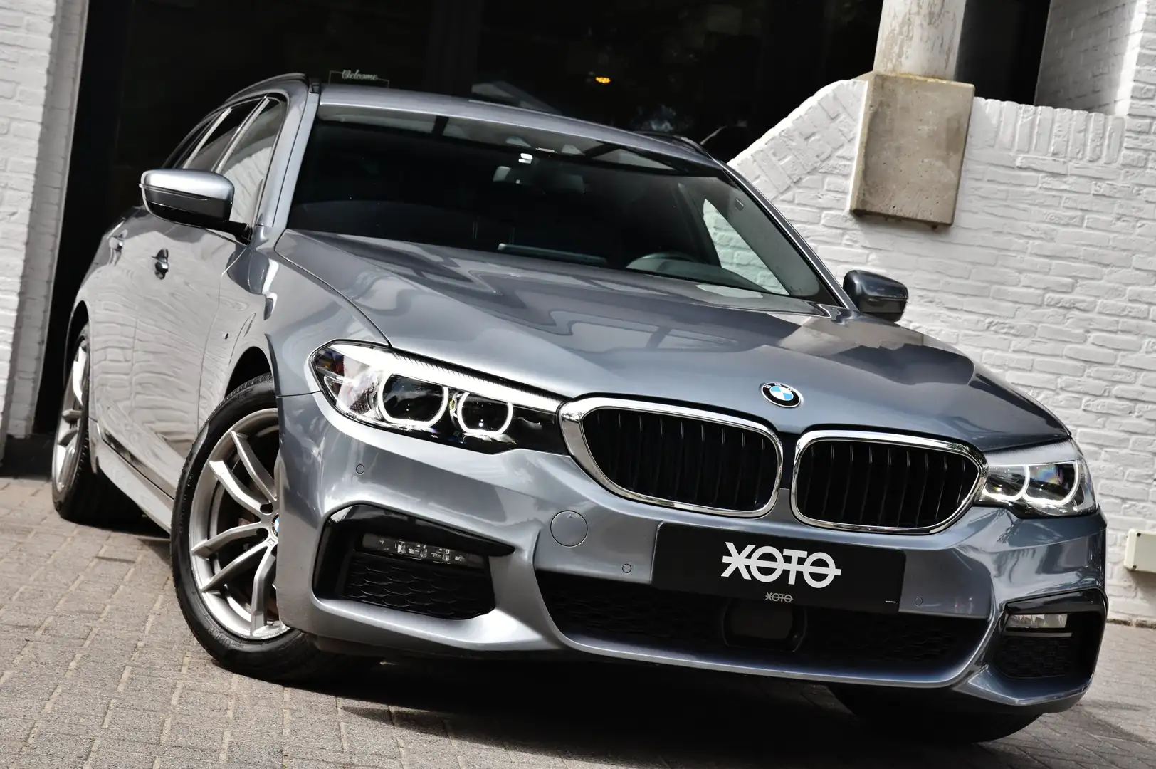 BMW 520 D AS TOURING M PACK ***NP:€ 72.595,-*** Grau - 2
