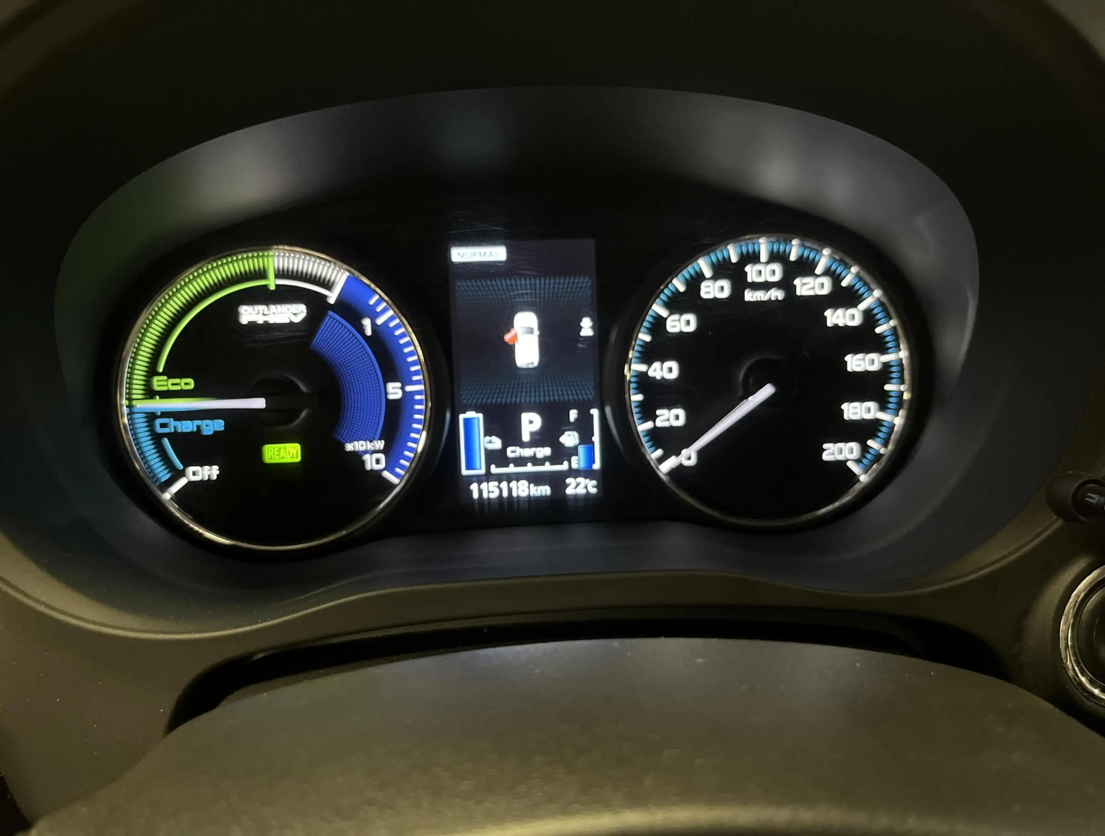 Mitsubishi Outlander 2.4 PHEV Limited adaptieve cruise controle — photo 12