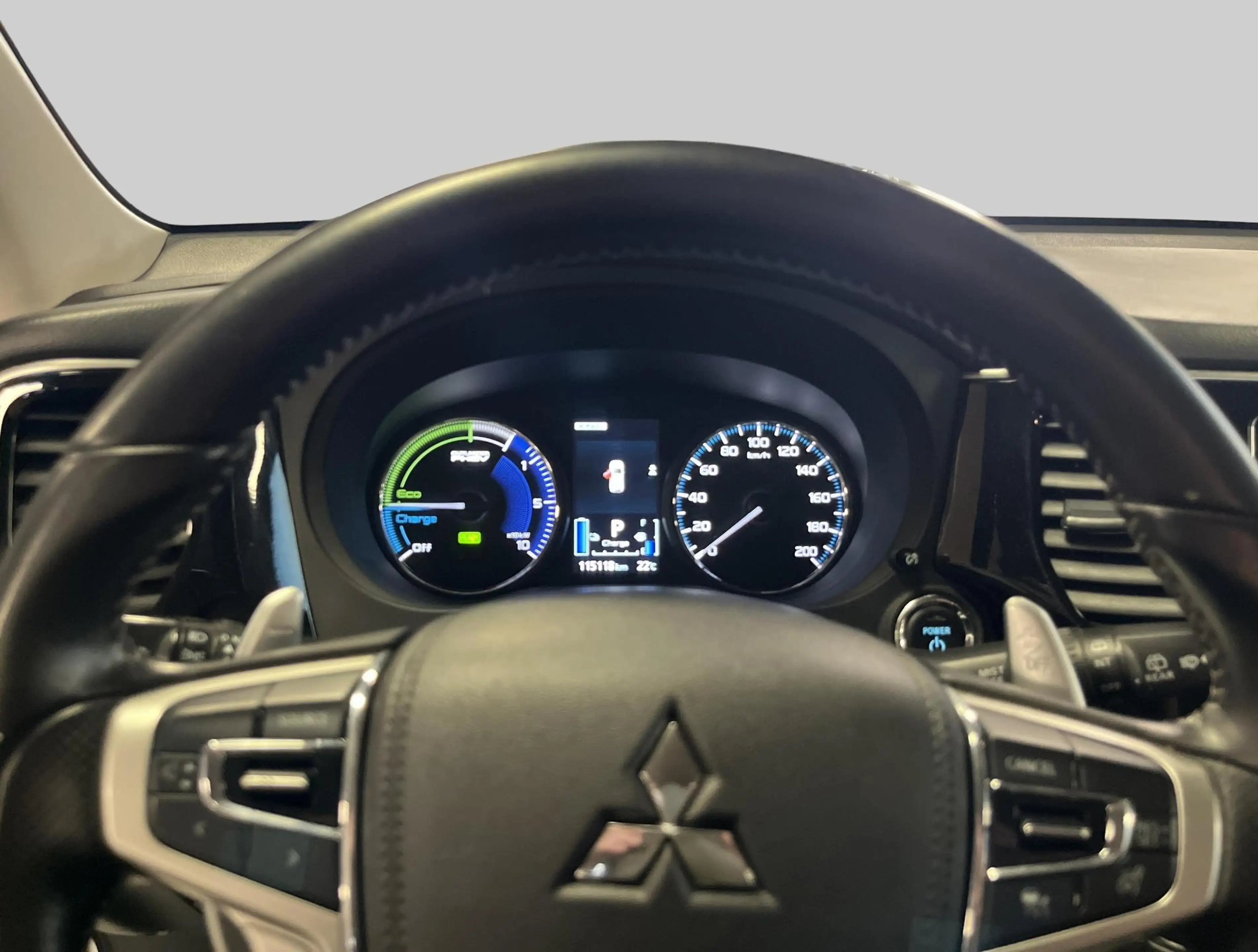 Mitsubishi Outlander 2.4 PHEV Limited adaptieve cruise controle — photo 11