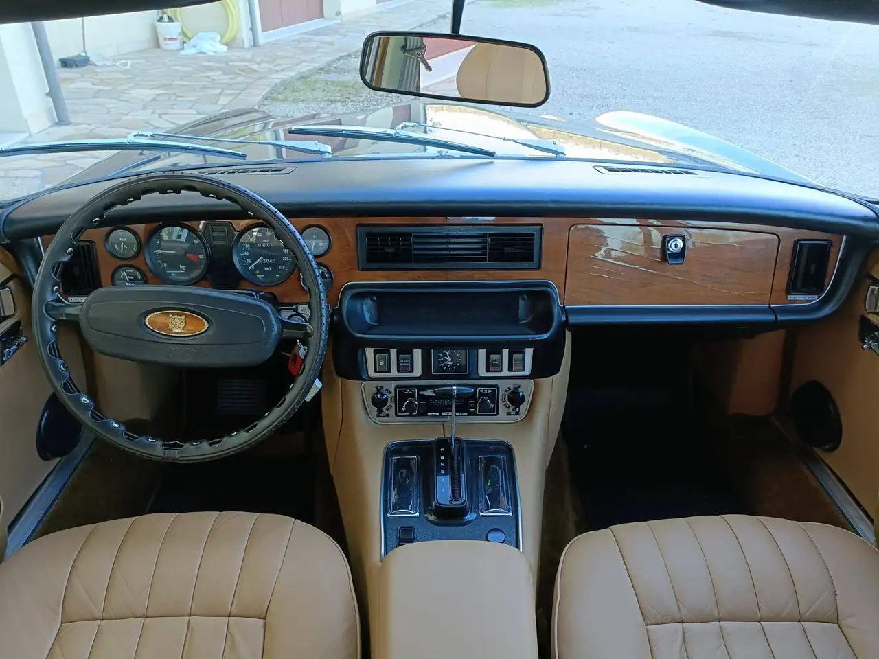 Jaguar XJ6 4.2, foto 6