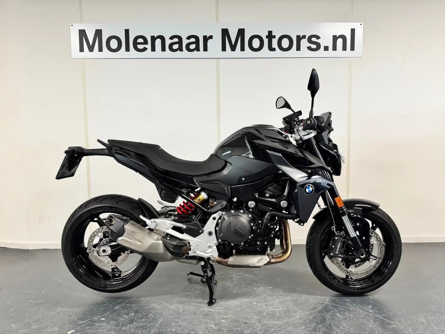 BMW F 900 R Schwarz - 1