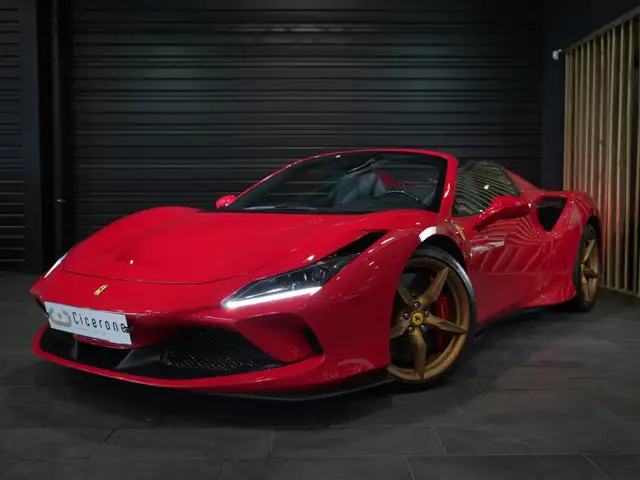 Ferrari F8 Tributo F8 Spider 3.9 V8