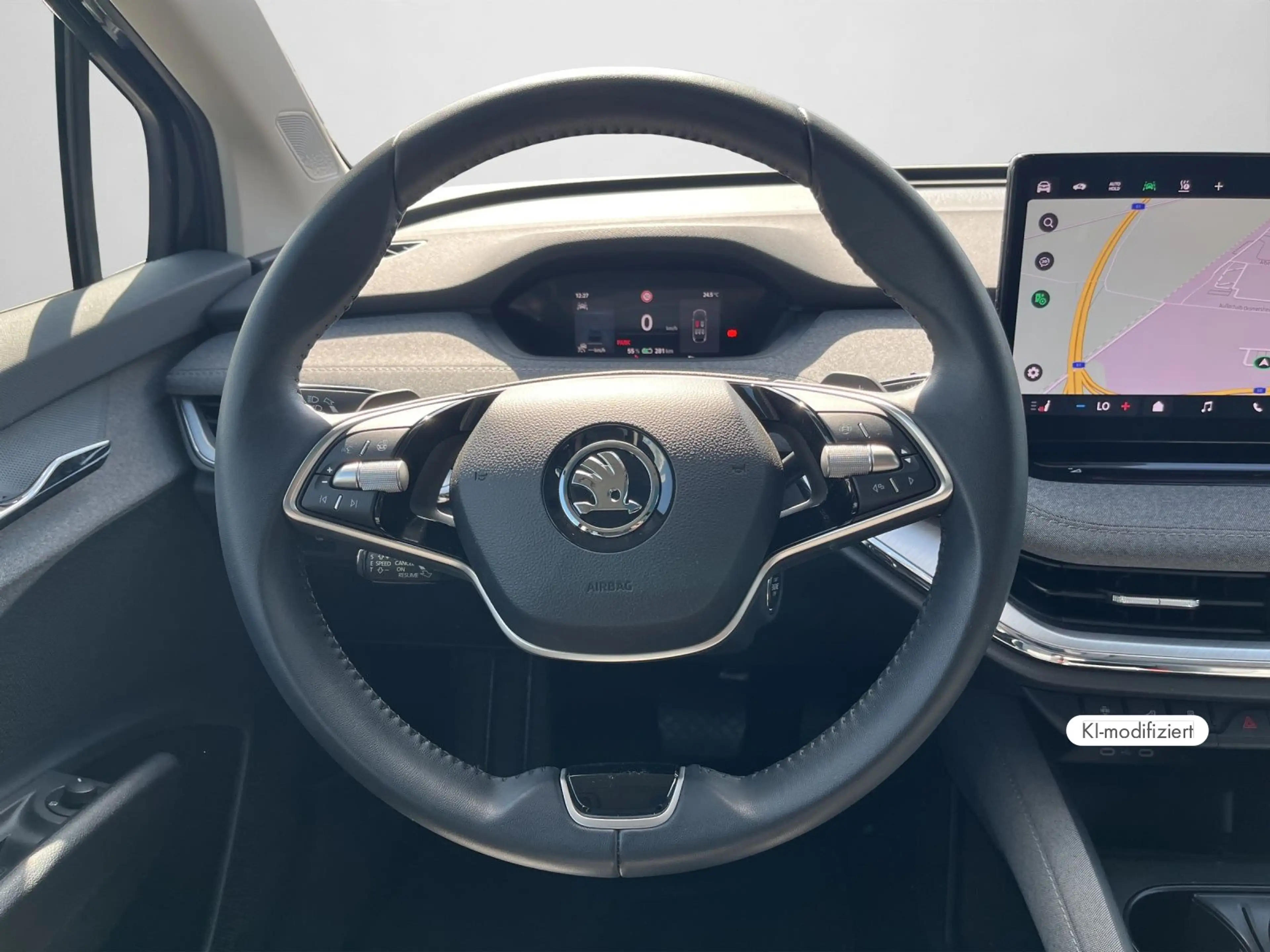 Skoda Enyaq 85 Clever PANO WäPu AHK ACC RFK SHZ — photo 10