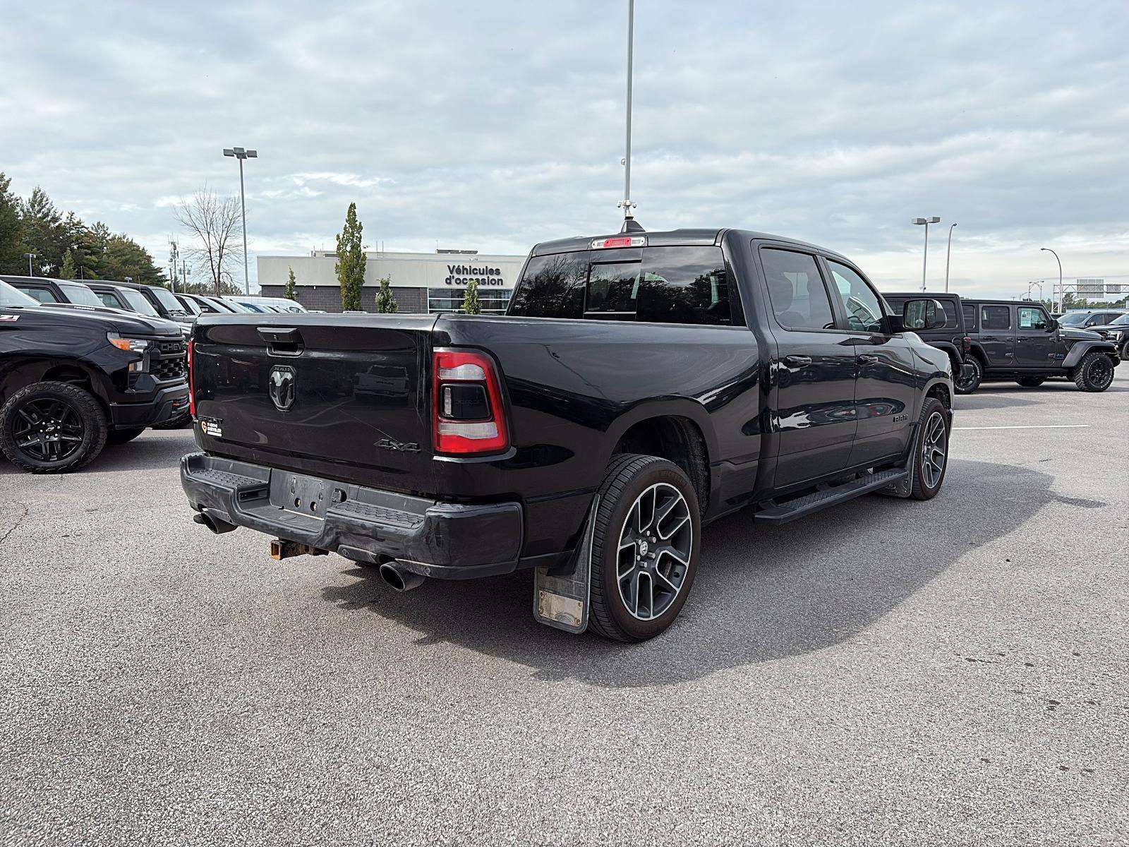 2020 RAM 1500 SPORT + CEW CAB + 5.7 V8 + TOIT OUVRANT + CUIR + E — снимка 1