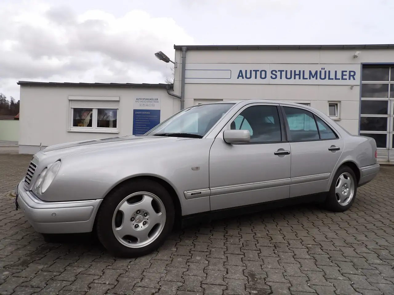 Mercedes-Benz E 320 E-Klasse Avantgarde KEIN WINTERBETRIEB, foto 3