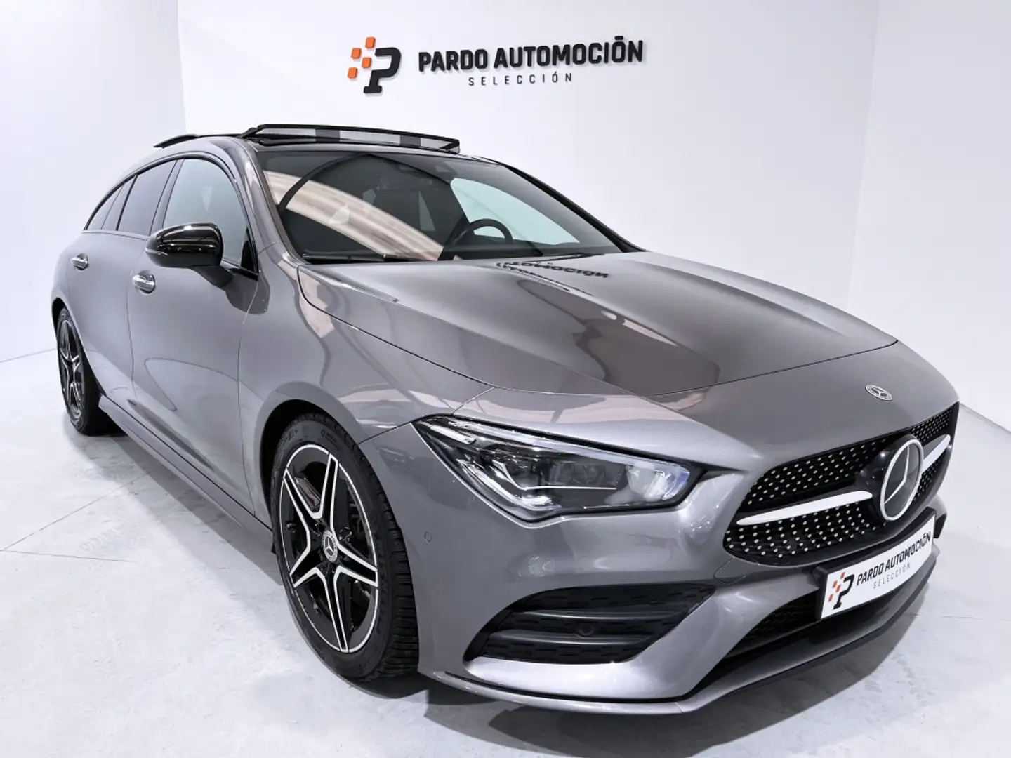Mercedes-Benz CLA 200 Shooting Brake 200d 8G-DCT Grau - 1