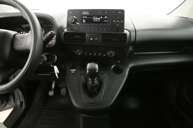 Toyota Proace City view 11