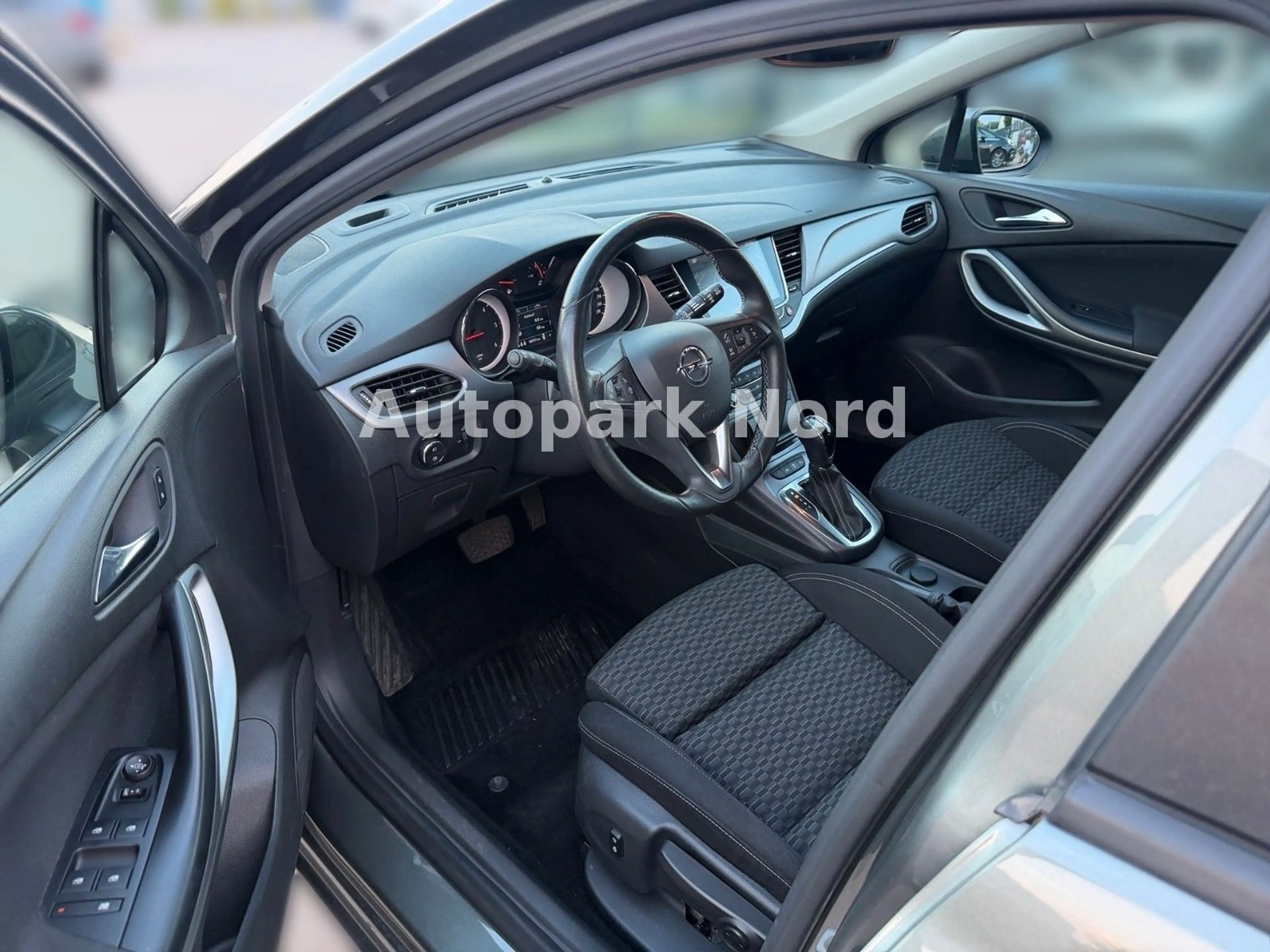 Opel Astra K Sports Tourer Business/LED/SHZ/TEMP/NAVI — photo 15