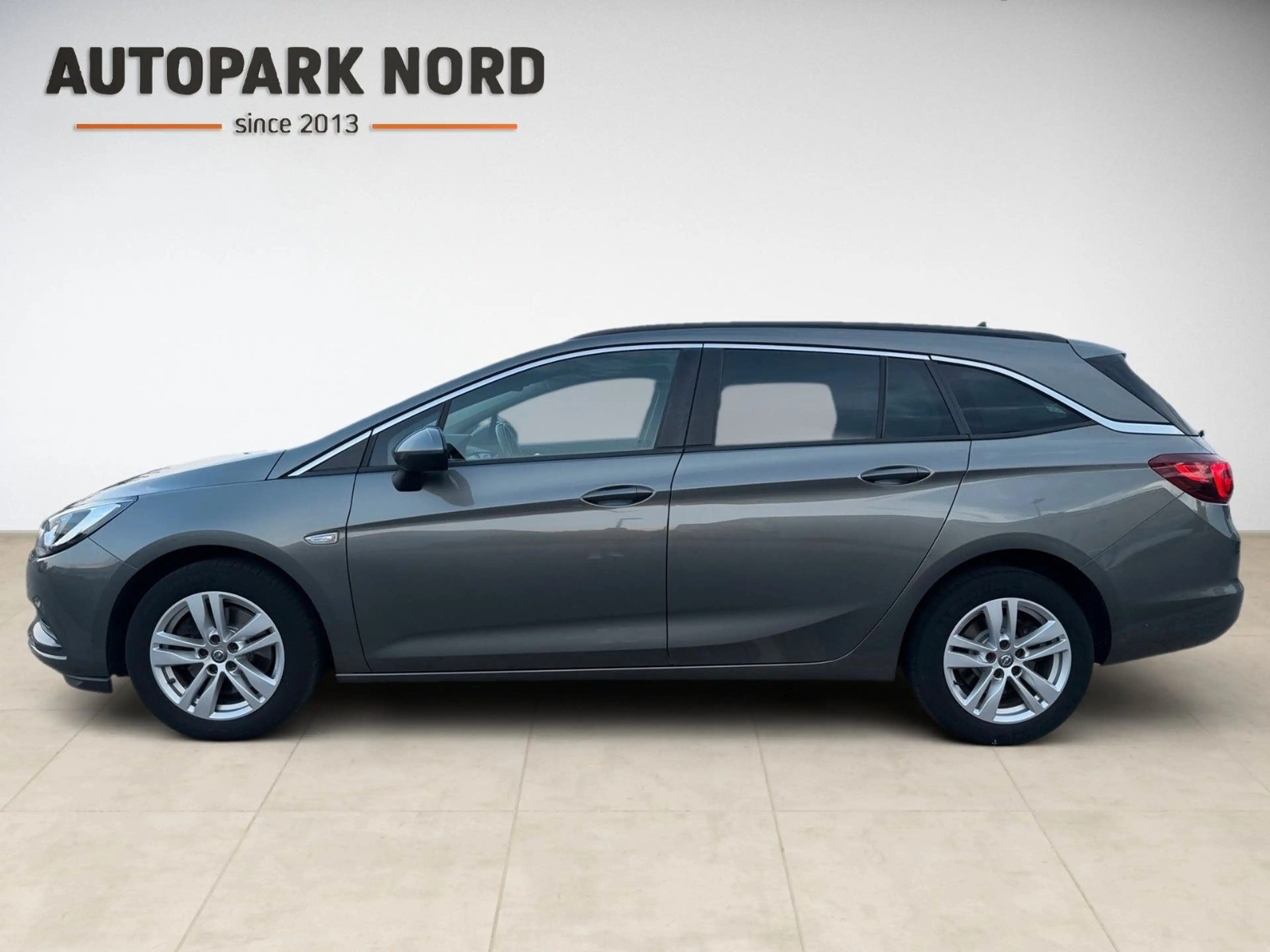 Opel Astra K Sports Tourer Business/LED/SHZ/TEMP/NAVI — photo 5