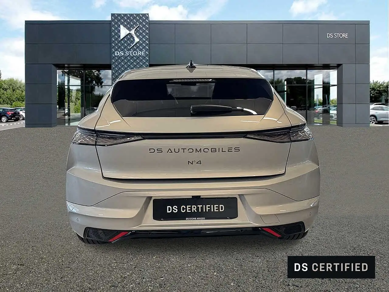 DS Automobiles N°4 2026