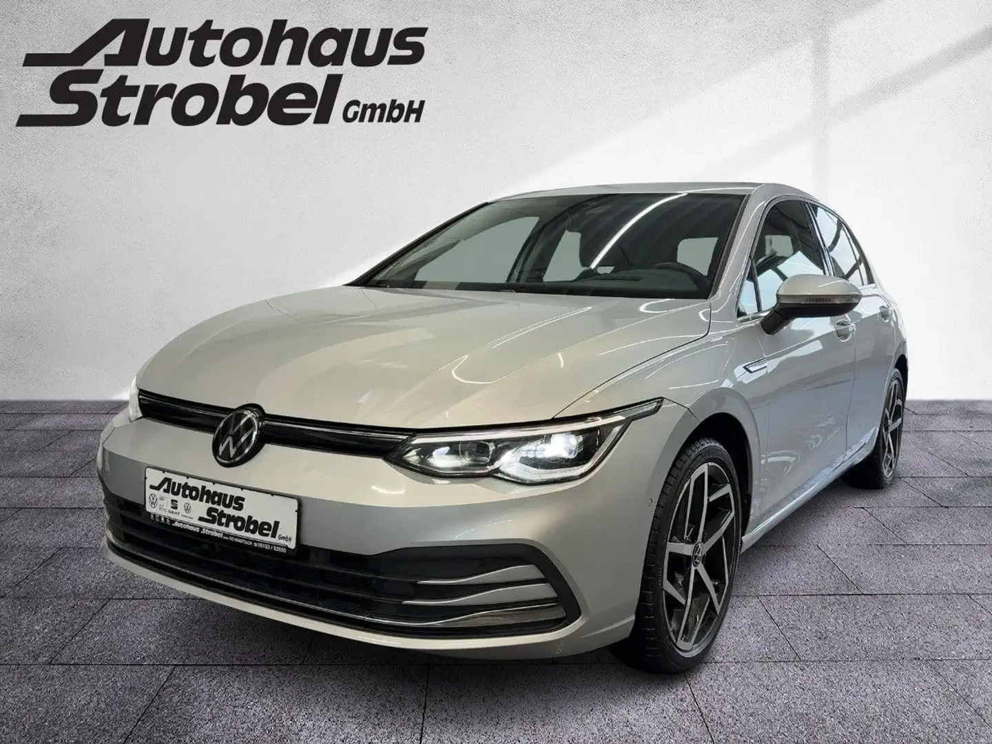 Volkswagen Golf VIII 1.5 TSI Style ACC Navi Keyless LED DAB Silber - 2