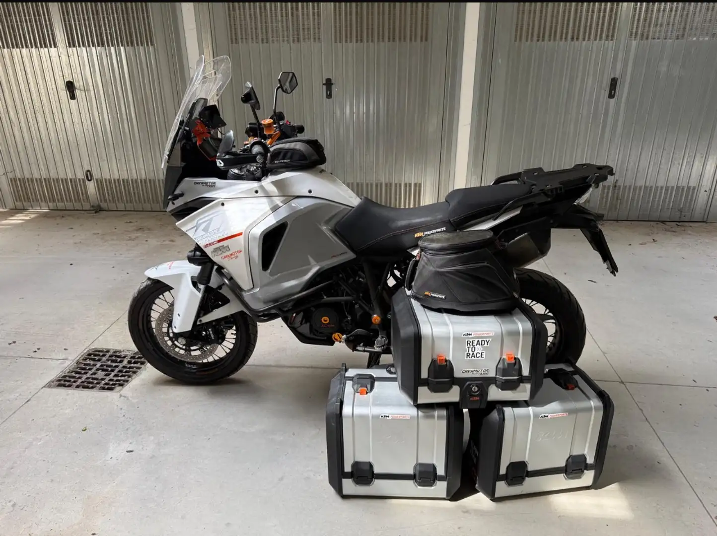 KTM 1290 Super Adventure Turismo Bianco - 1