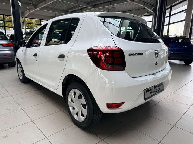 Dacia Sandero II Essential, Tuner, CD, USB Wenig Km.