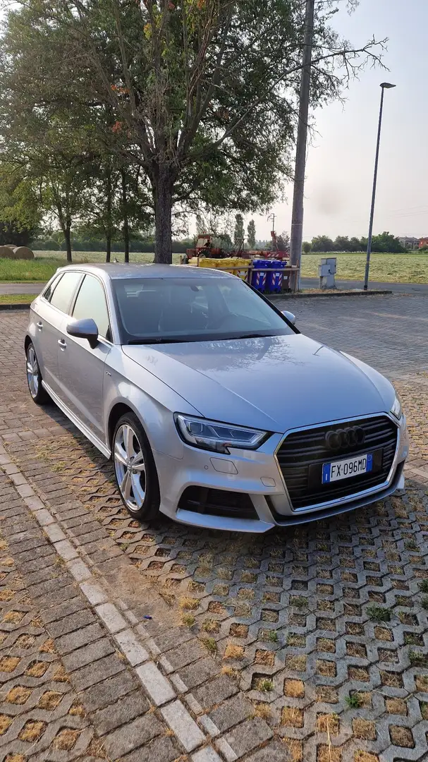 Audi A3 1.6 tdi Sport 116cv s-tronic Grigio - 2