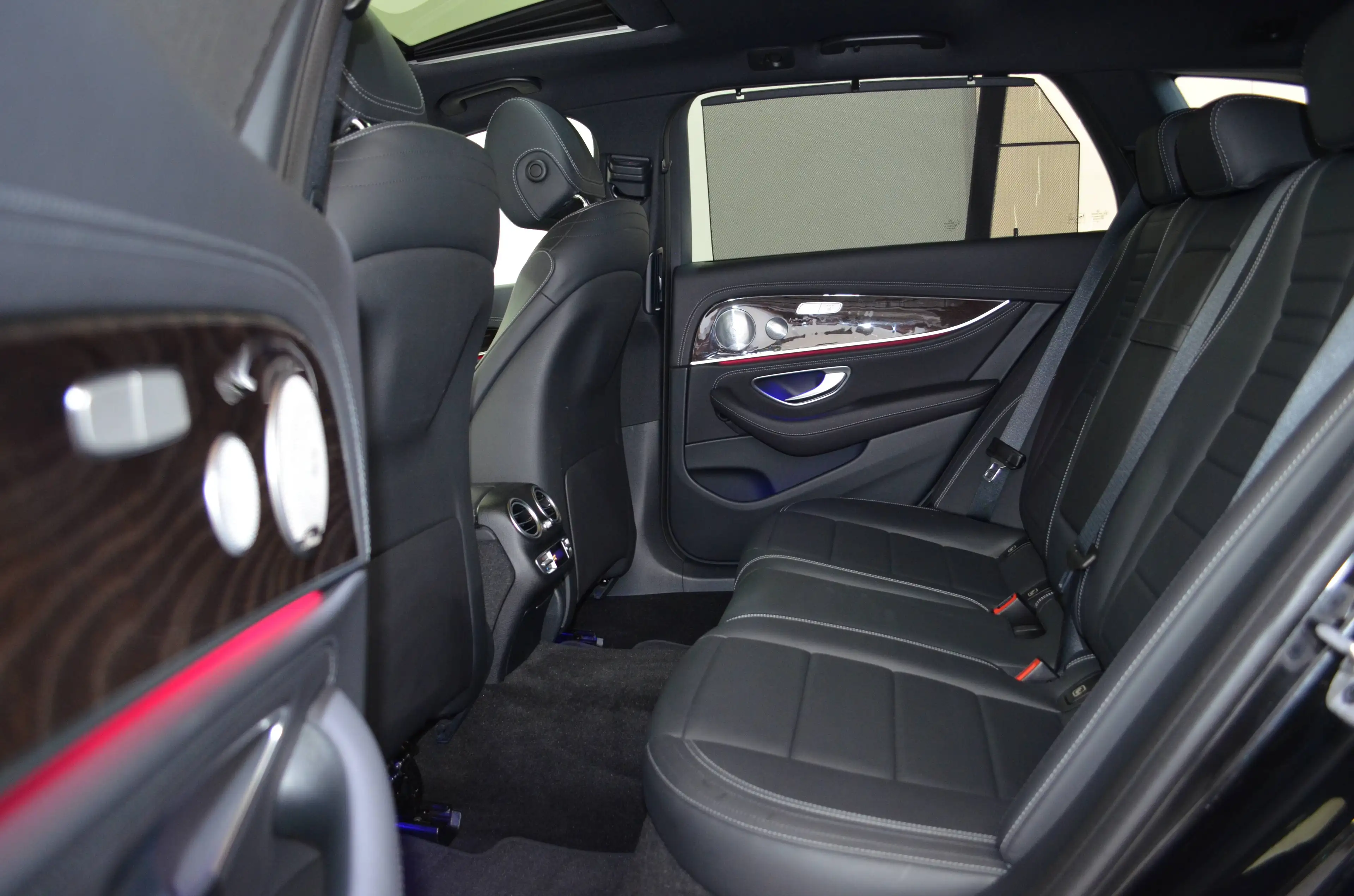 Mercedes-Benz E 400 D T 4M AMG-LINE"AIRMTC"SDACH"HUP"MMY"NAPPA"DISTR+"SOUND" — photo 11