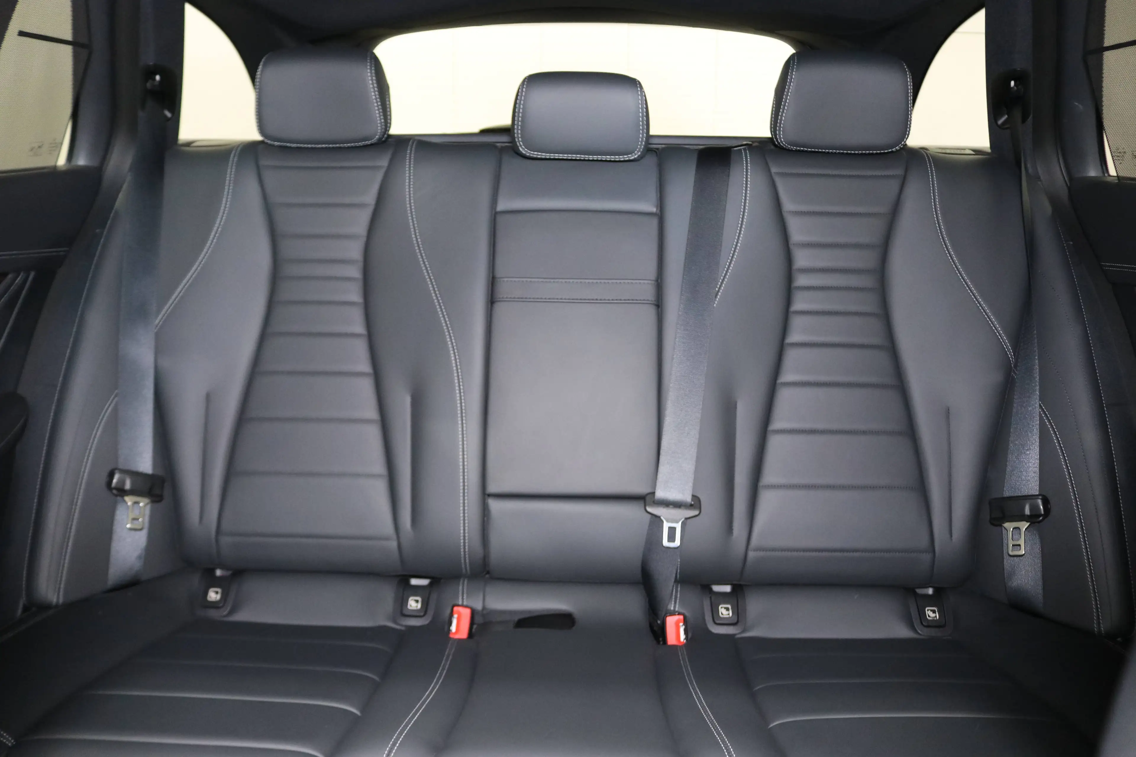 Mercedes-Benz E 400 D T 4M AMG-LINE"AIRMTC"SDACH"HUP"MMY"NAPPA"DISTR+"SOUND" — photo 12