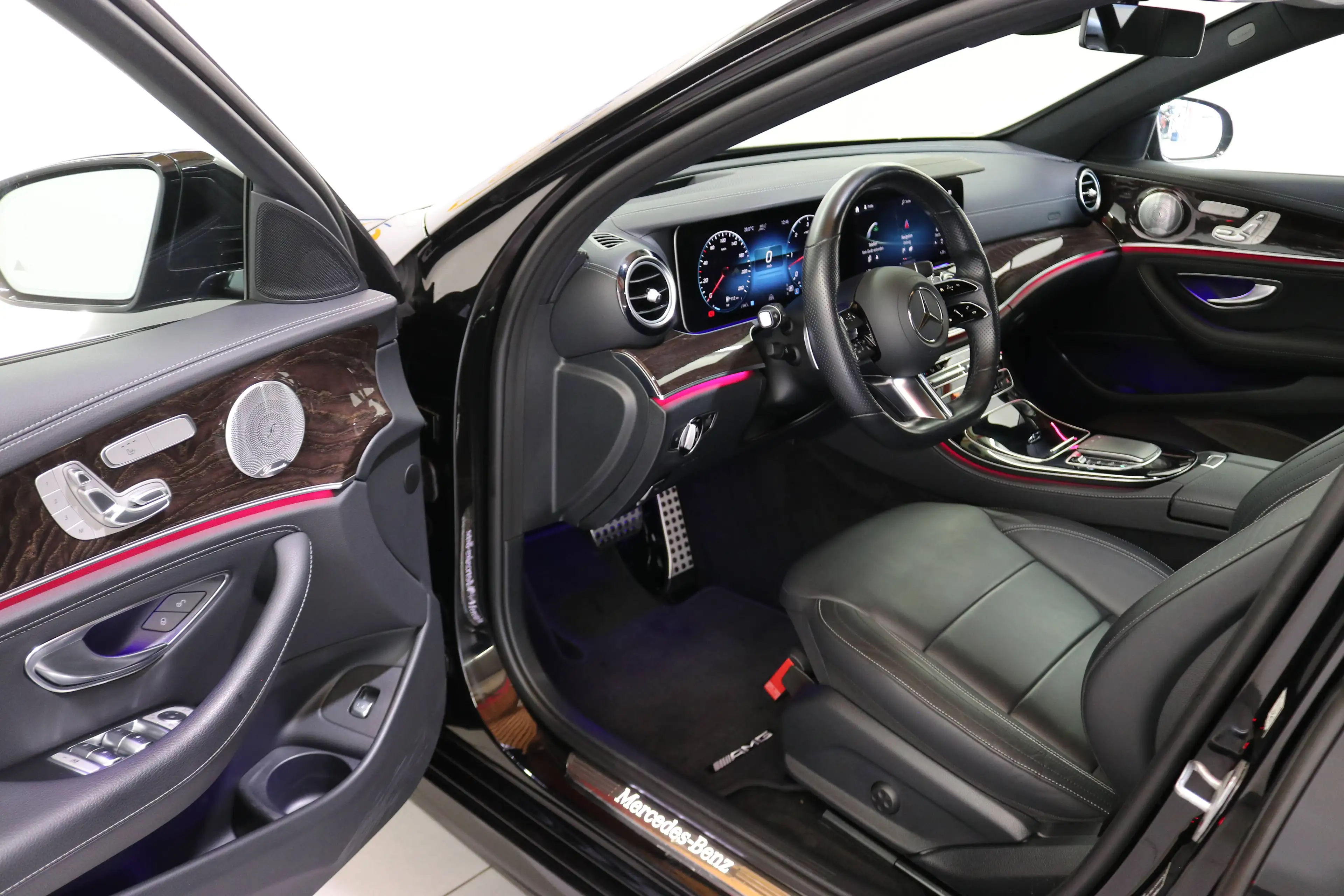 Mercedes-Benz E 400 D T 4M AMG-LINE"AIRMTC"SDACH"HUP"MMY"NAPPA"DISTR+"SOUND" — photo 8