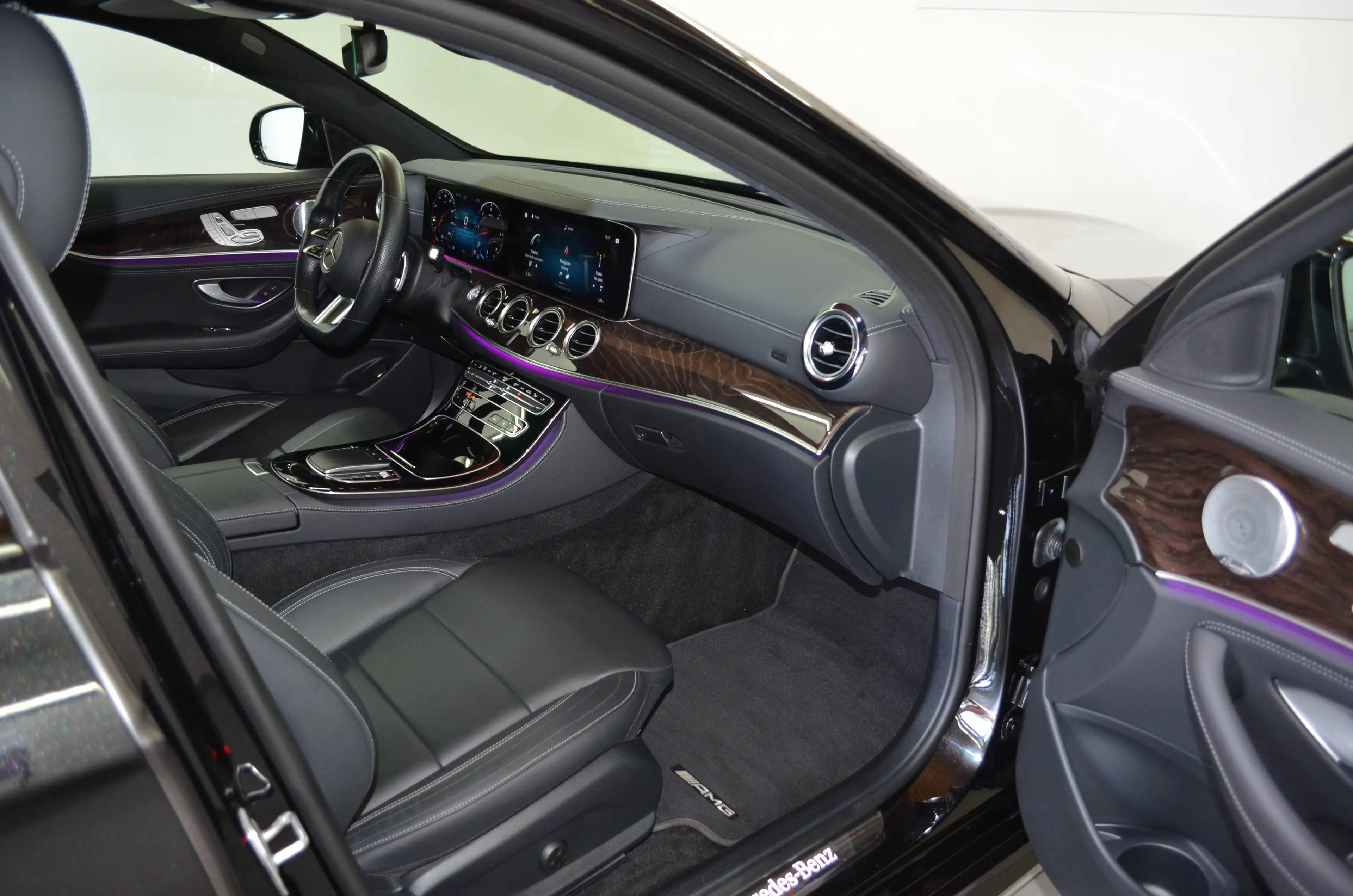 Mercedes-Benz E 400 D T 4M AMG-LINE"AIRMTC"SDACH"HUP"MMY"NAPPA"DISTR+"SOUND" — photo 15