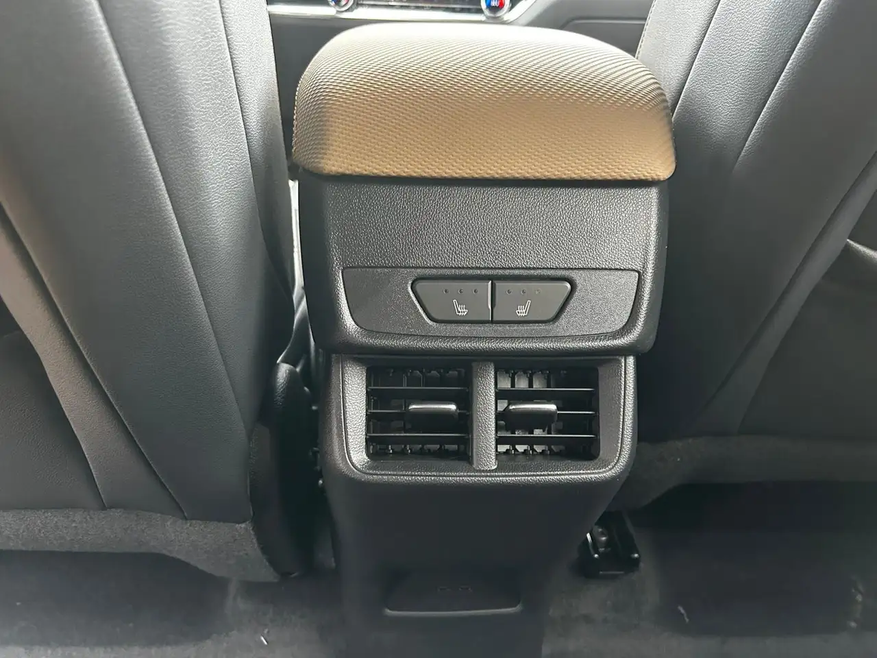 Chevrolet Equinox photo Chevrolet Equinox