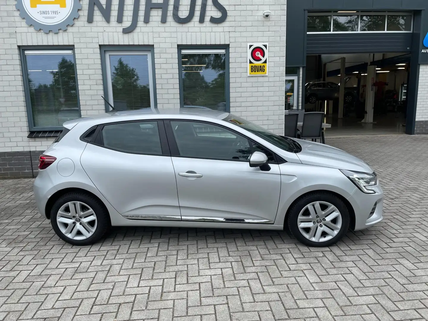 Renault Clio 1.0 TCe Zen Grijs - 2