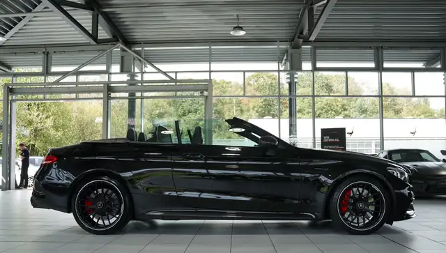 Mercedes-Benz C-Class view 6