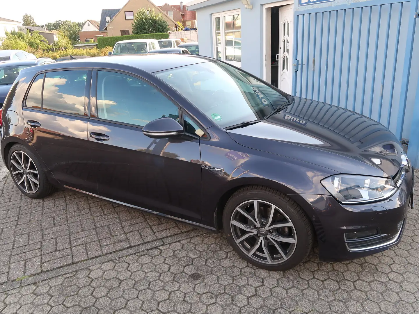 Volkswagen Golf 7 Lounge 2.0 TDi BMT Violett - 1