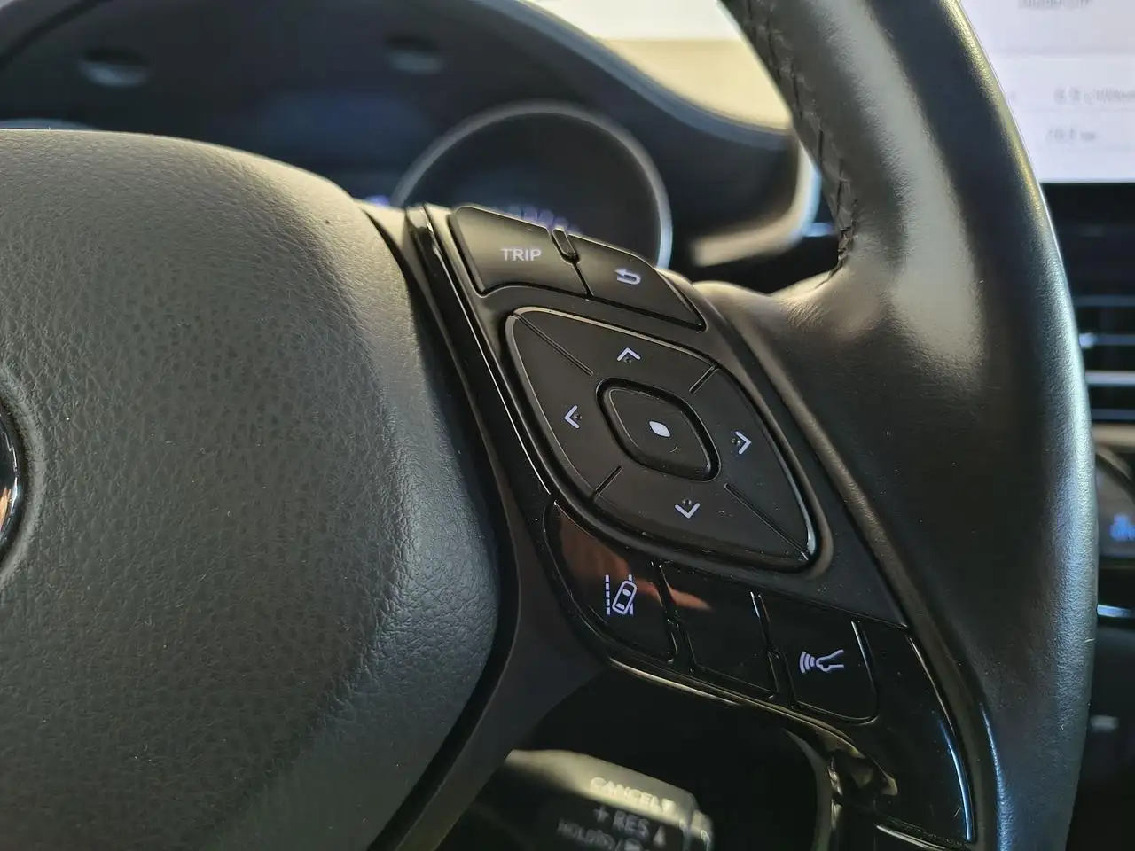 Toyota C-HR снимка Toyota C-HR