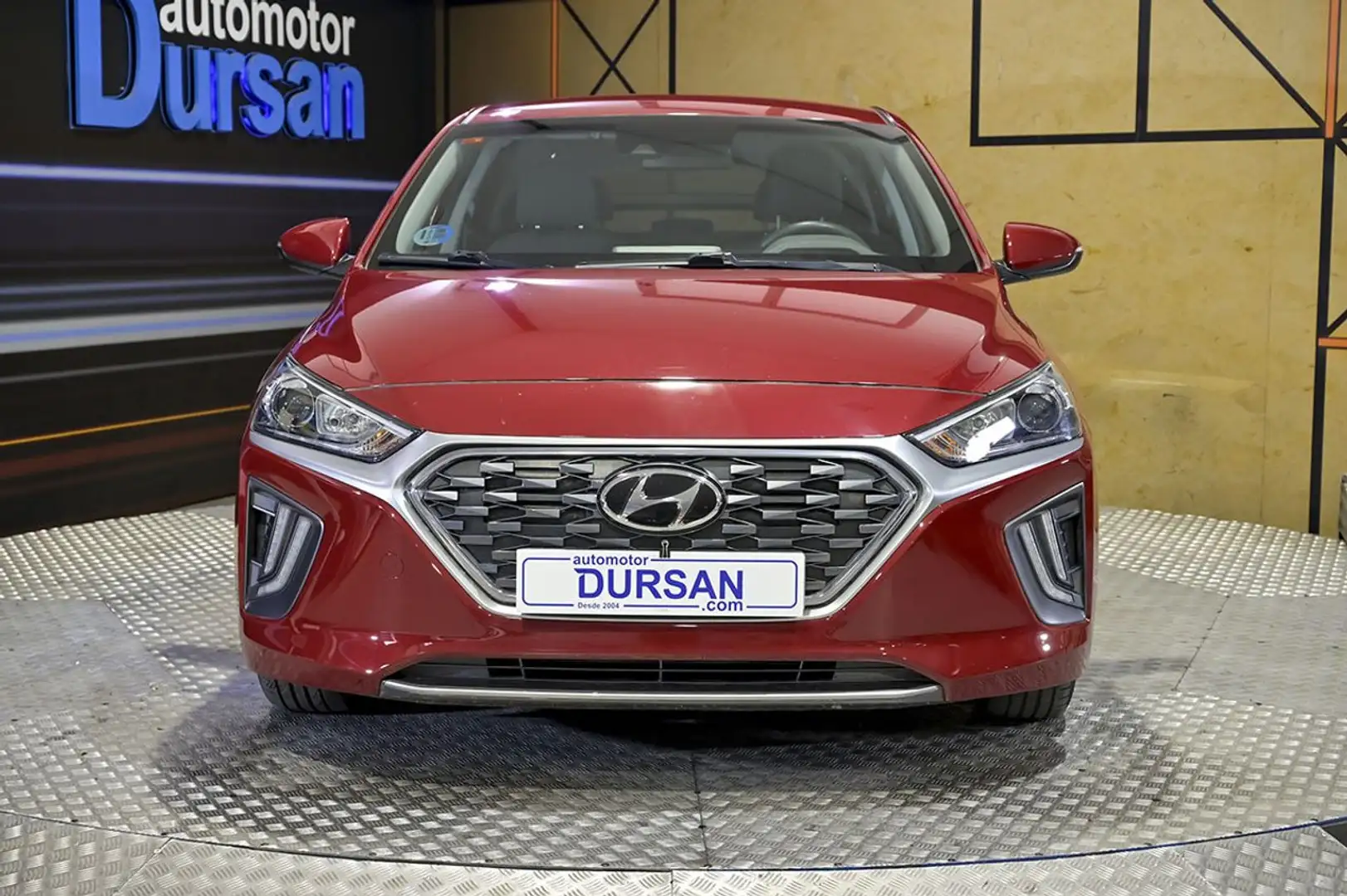 Hyundai IONIQ 1.6 GDI HEV Klass DCT Red - 2