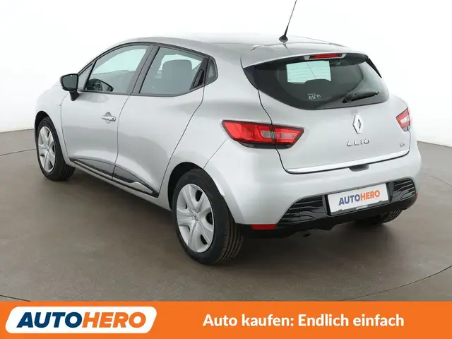 Renault Clio view 4