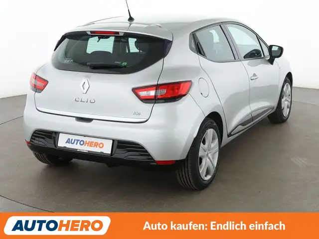 Renault Clio view 6