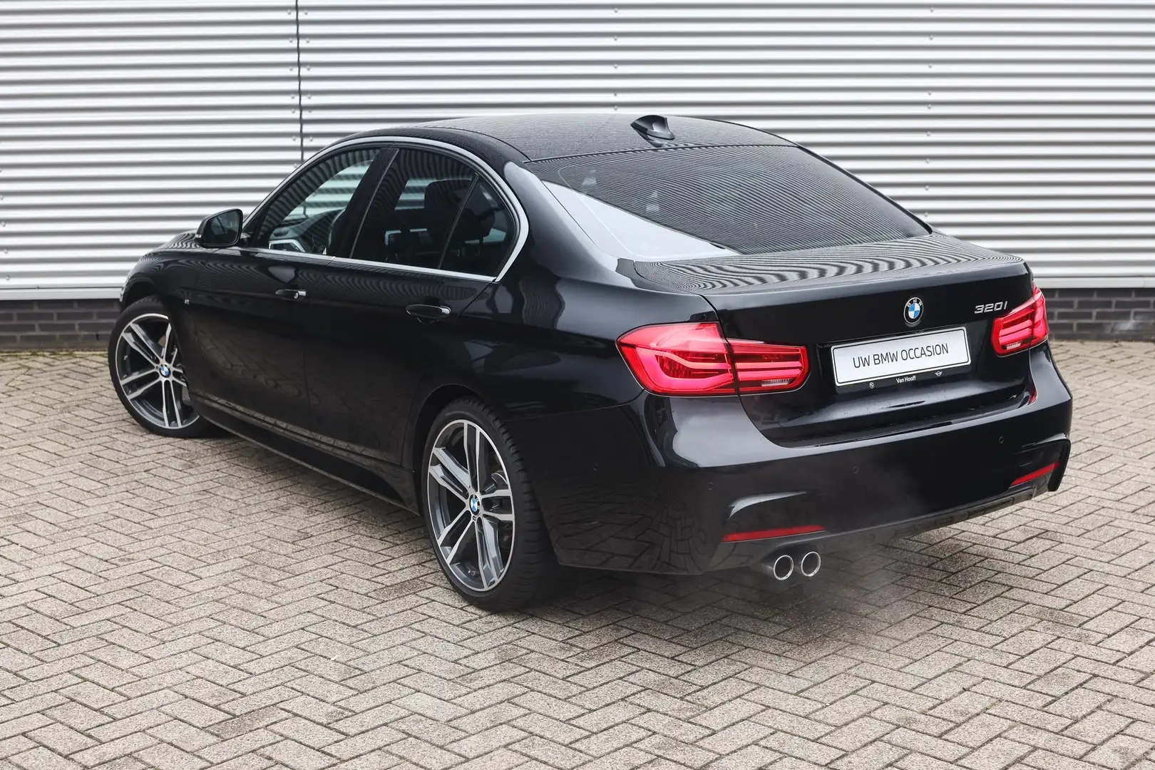 BMW 320 3 Serie 320i High Executive M Sport Automaat / Spo Zwart - 2